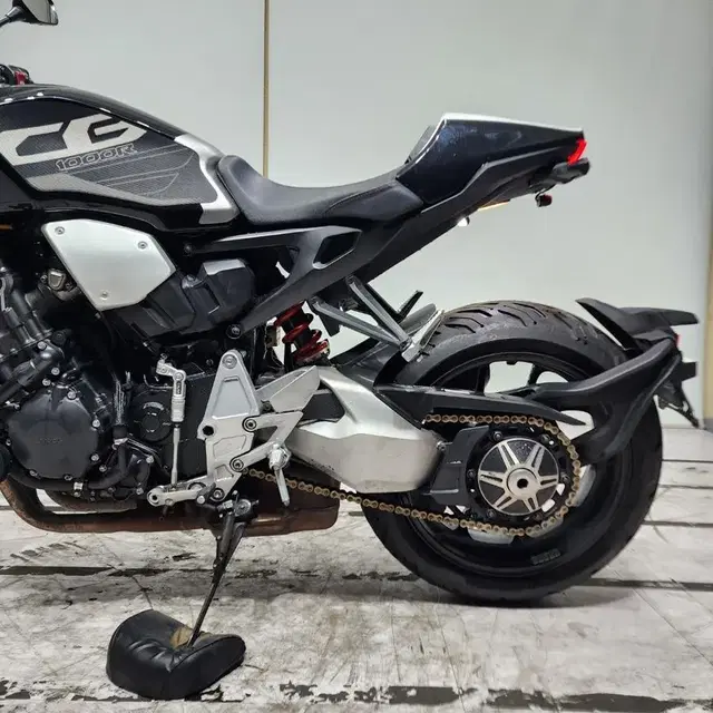 ( 혼다 ) CB 1000 R 18년식 블랙아크라 부산울산김천서울경주대구