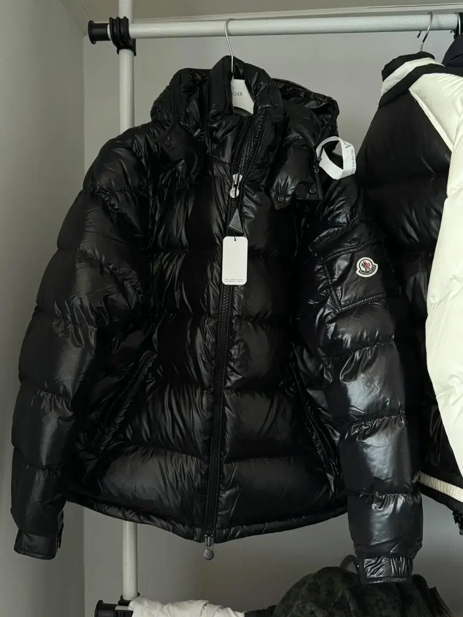 [5][New]Moncler maya glossy black