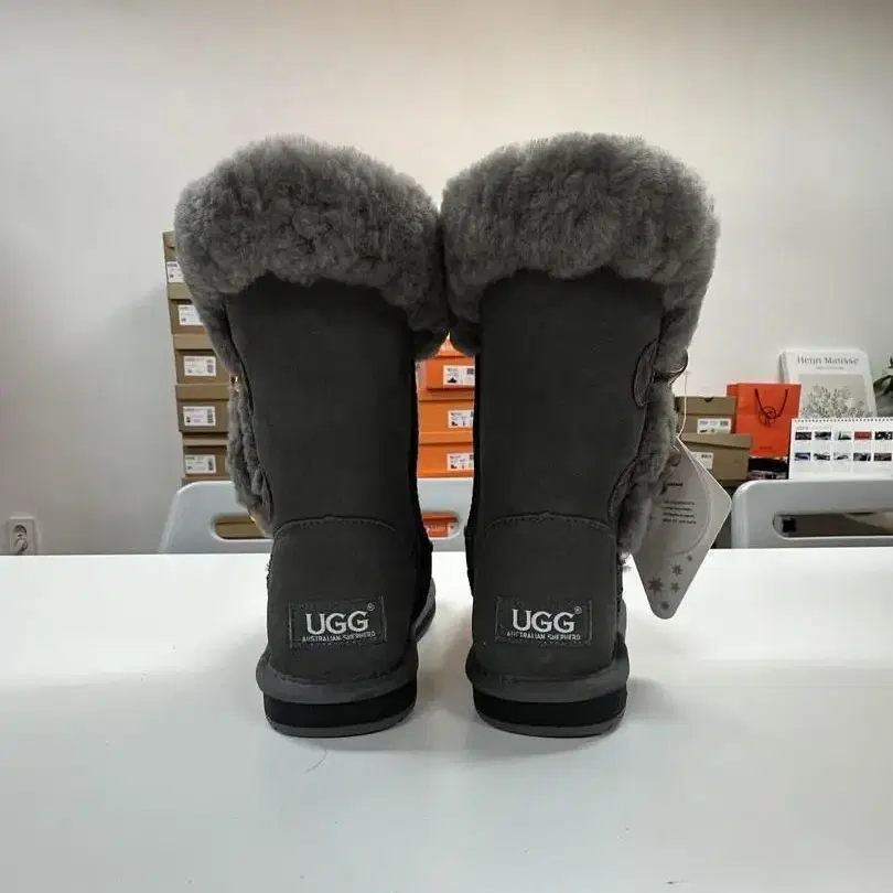 호주UGG 양털 부츠 230-235mm팜 새것