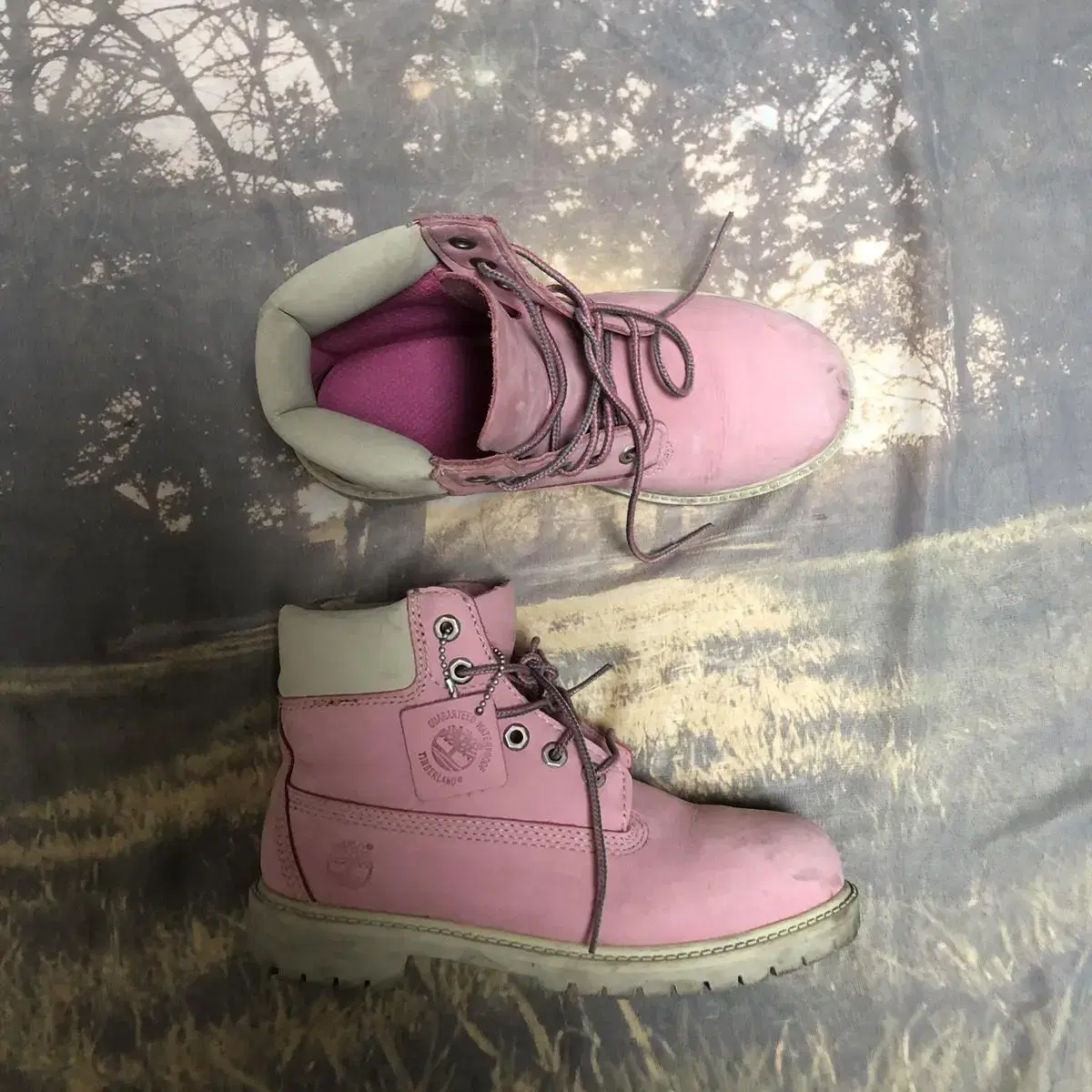 Vintage Timberland pink boots