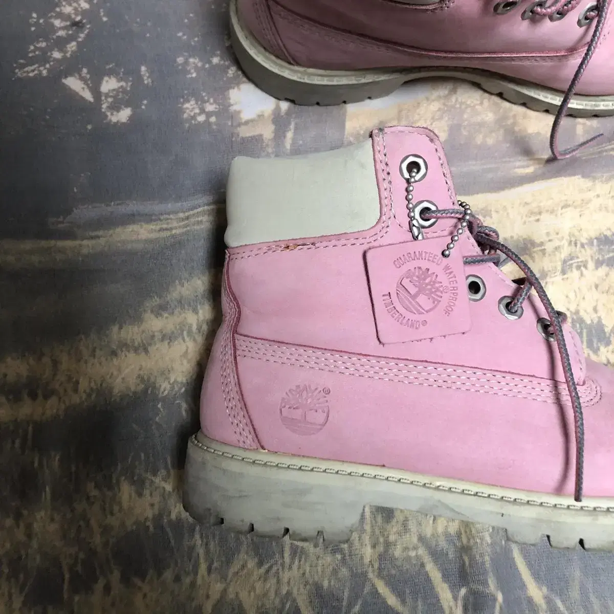 Vintage Timberland pink boots