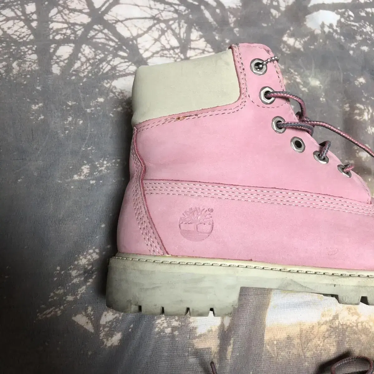 Vintage Timberland pink boots