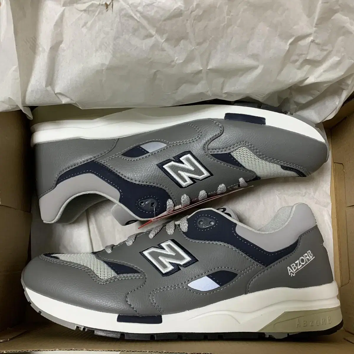 [280] 뉴발란스 New Balance 1600 레거시 그레이