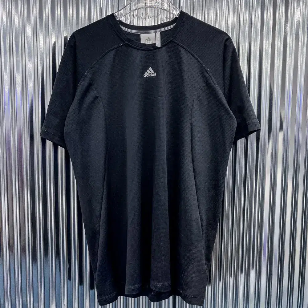 Adidas Old School Vahn Short Sleeve Tee (Domestic M) X890