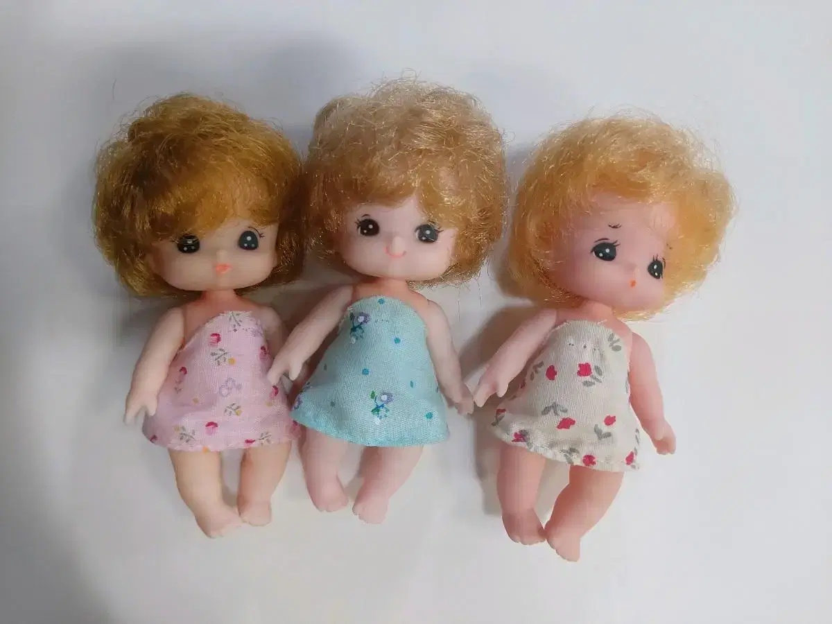 Rika Sister Triplets Vintage Dolls