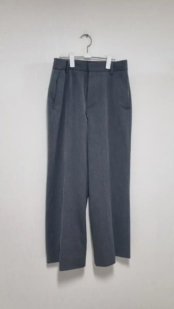 Drawcut wide slacks 31-32 fit almost new