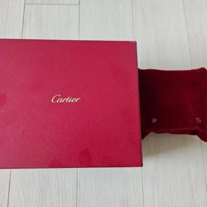 정품) cartier 까르띠에 시계 롱드솔로 29mm (새제품/가격인