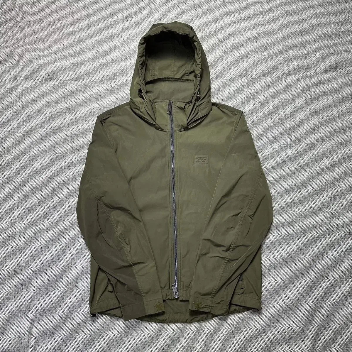 [M] Burberry Windbreaker Khaki