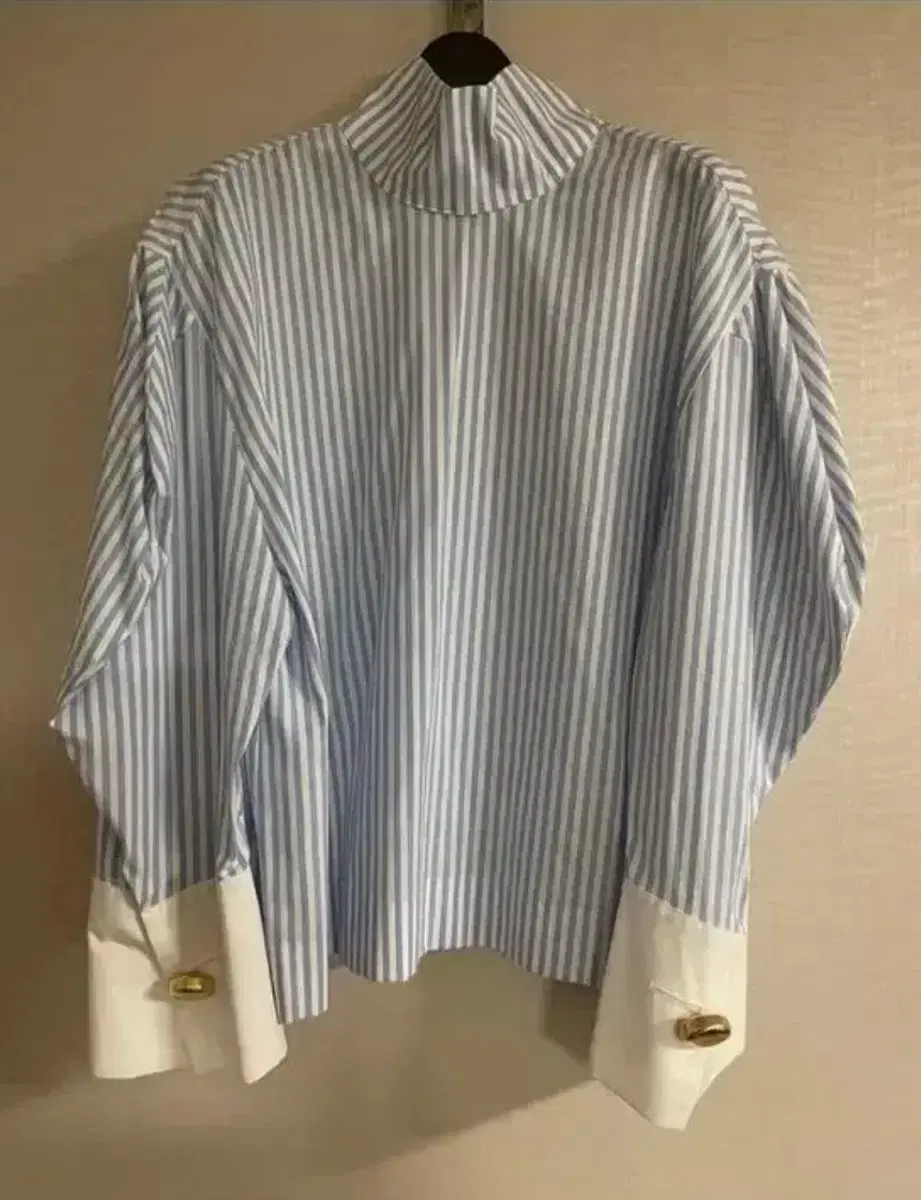 Weldon We11done Zydragon Round Blouse New