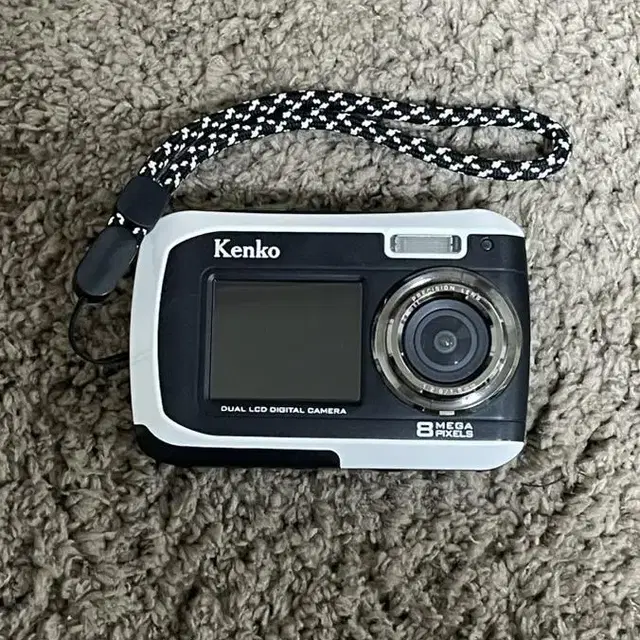 Kenko DSC880DW 듀얼 LCD 디지털카메라