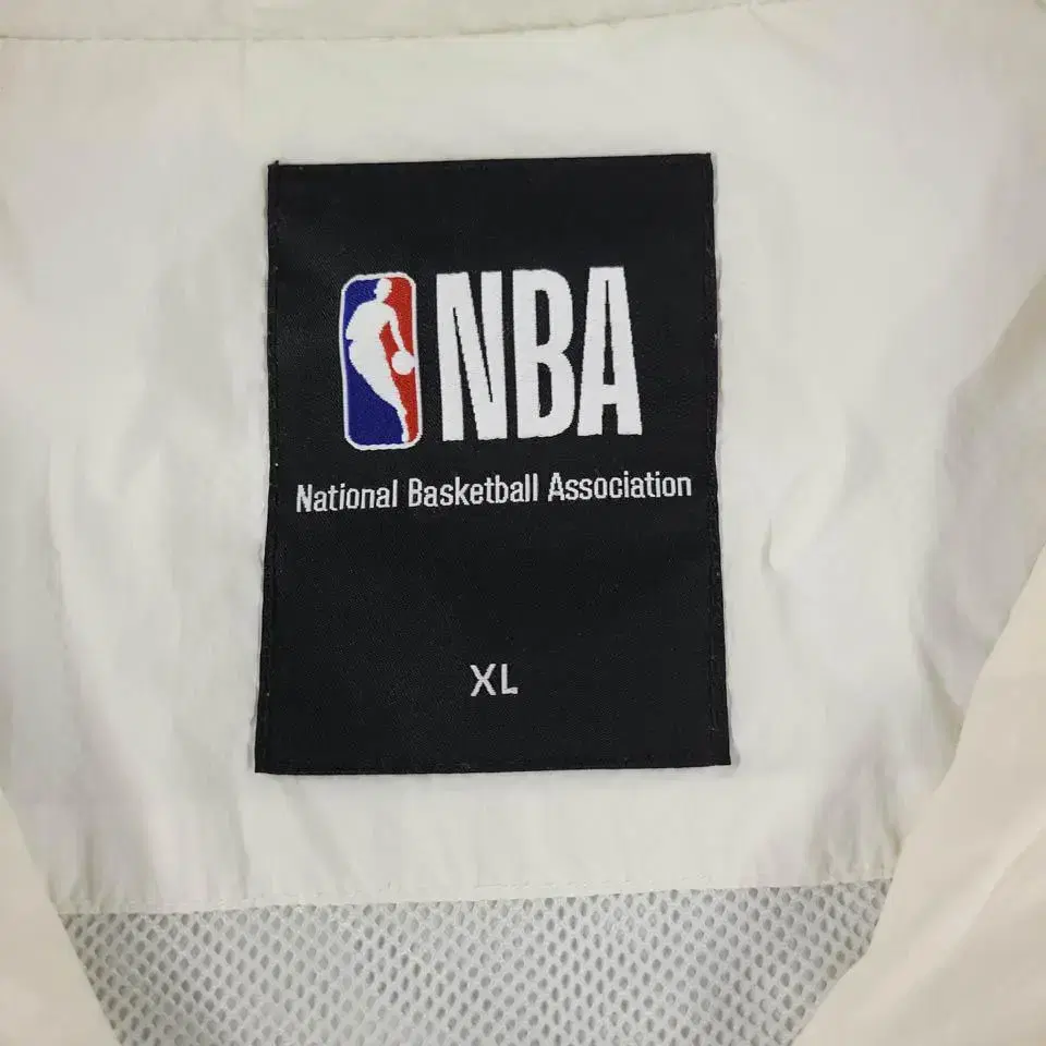 NBA 엔비에이 화이트 우븐 경량 하프집업 반집업 풀오버 아노락  2XL