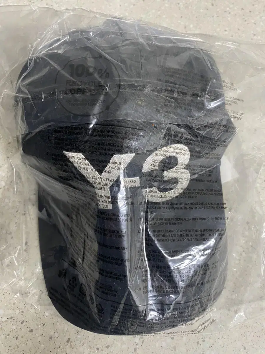 Y-3 와이쓰리 공용 로고 베이스볼 캡 H62981