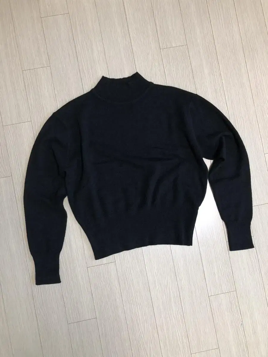 에프터먼데이 rib hem mock neck knit 반목 하프넥 니트