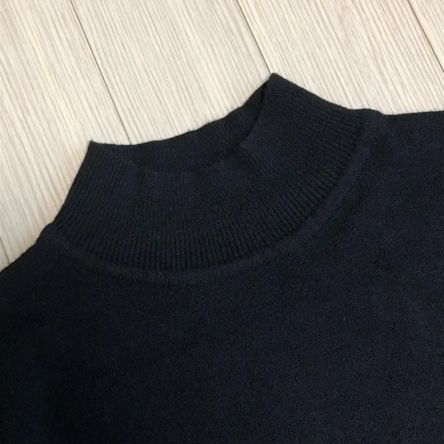 에프터먼데이 rib hem mock neck knit 반목 하프넥 니트