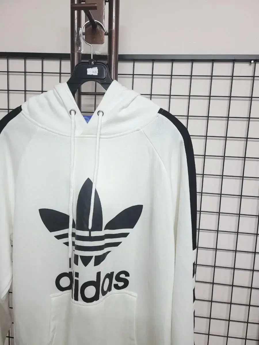 a0486) Adidas Hoodie 95M