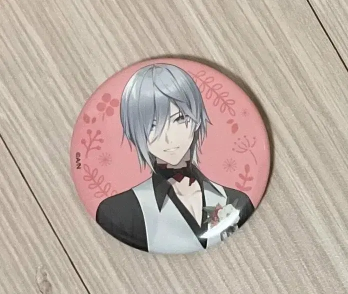 NIJISANJI EN Fulger Ovid Can Badge