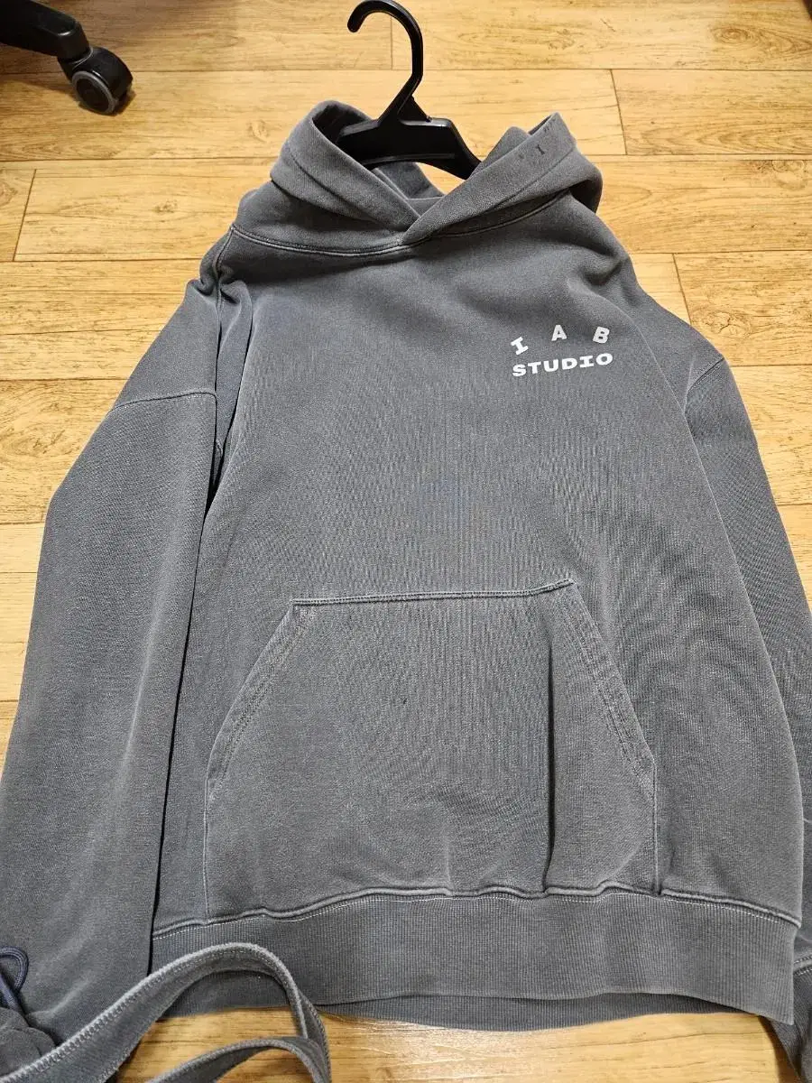 IAB STUDIO Pigment Black Hoodie XL + Bag