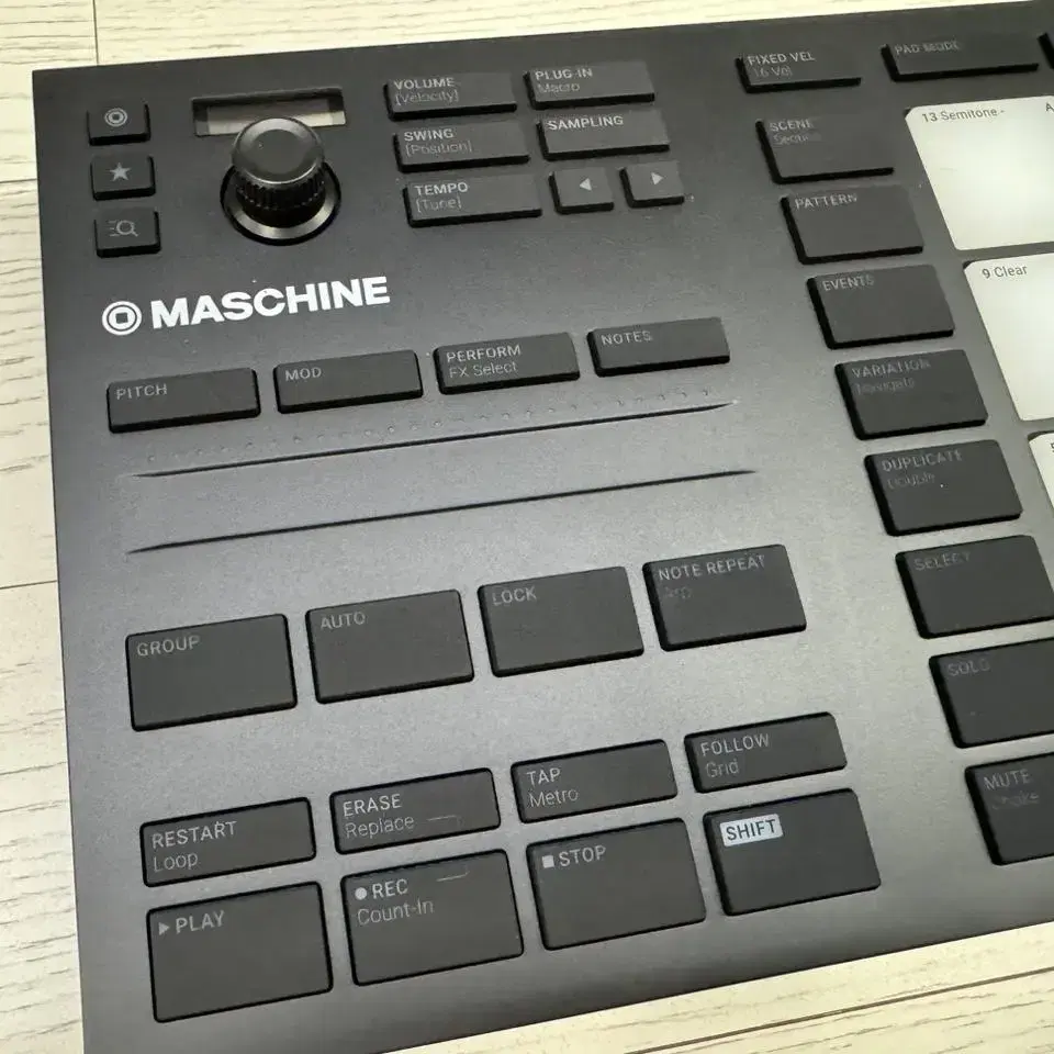 MASCHINE MIKRO MK3 미디 디지털 샘플러