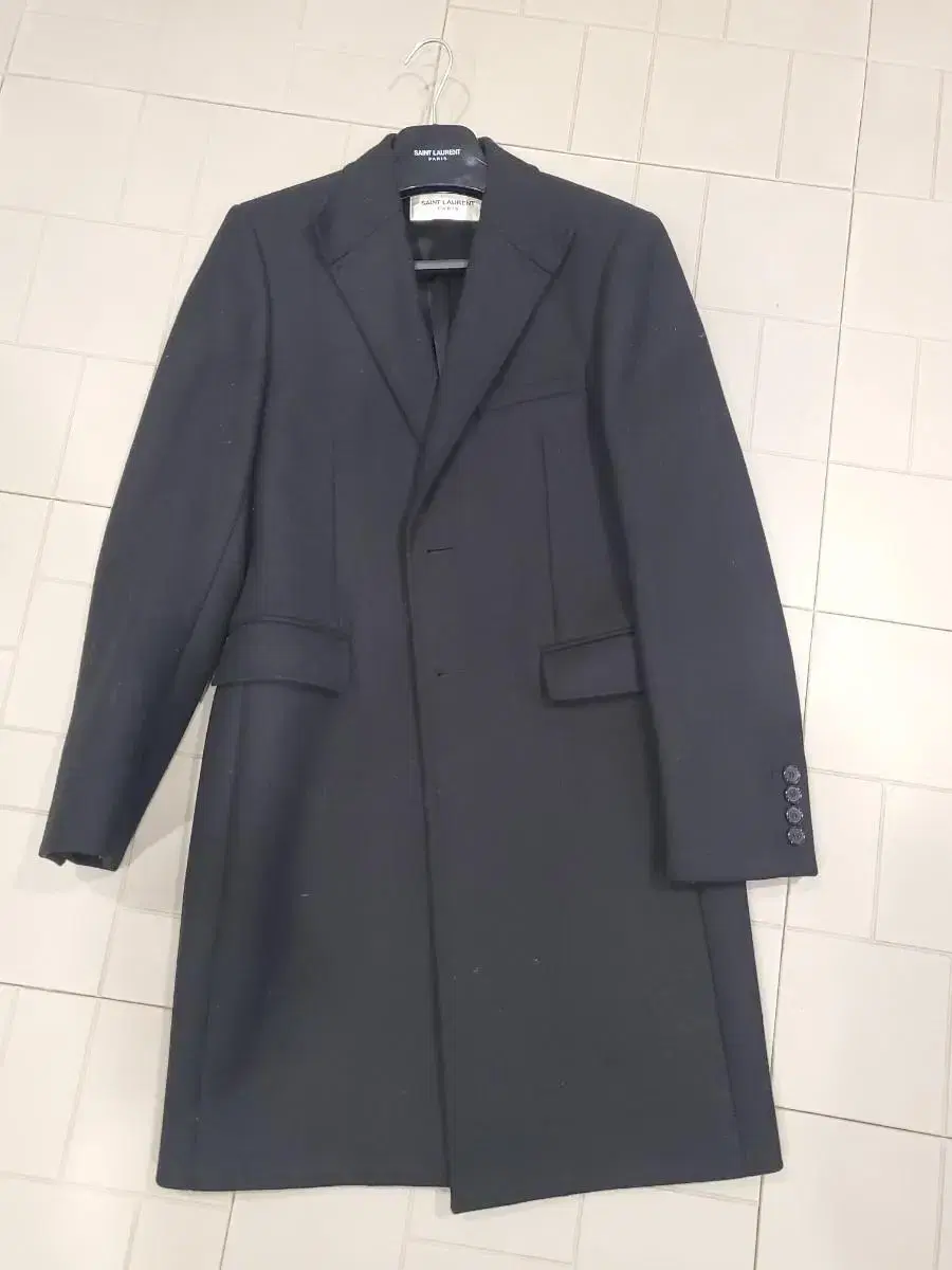 Saint Laurent Edison Single Coat 46 last sale!