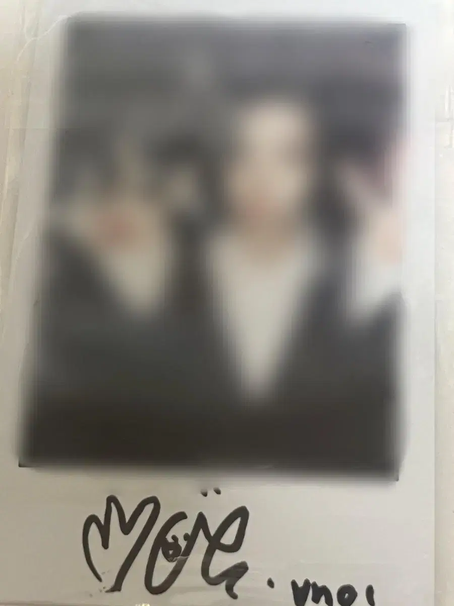 Nmixx nmixx bae sign polaroid sign polaroid wts Sell