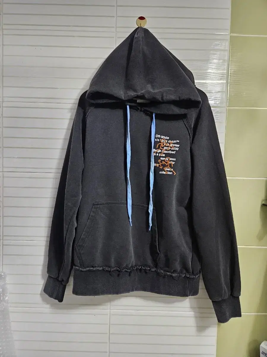 Off-white main label pictogram hoodie L-XL