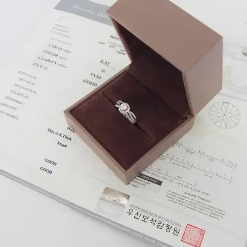 0.32CT 다이아 반지 9호