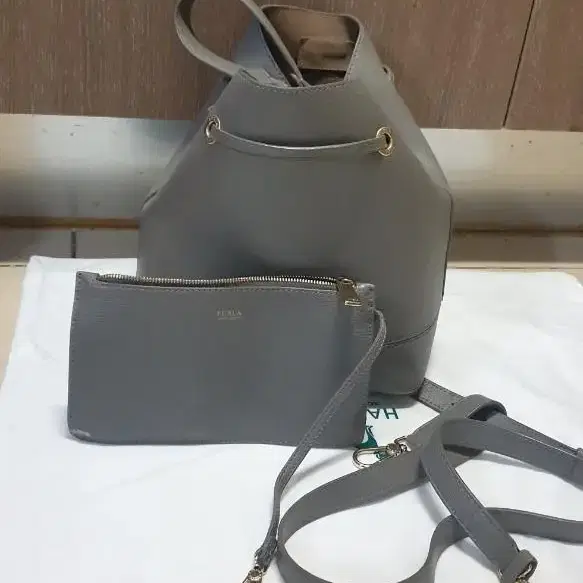 훌라 FURLA 버킷백