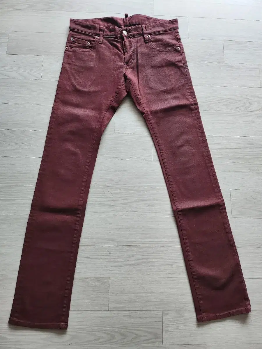 정품 디스퀘어드2 Burgundy Slim Jean-eu46