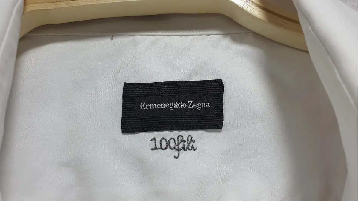 Ermenegildo Zegna Y shirt 100 (chest56 shoulders48 rector81 arms59)