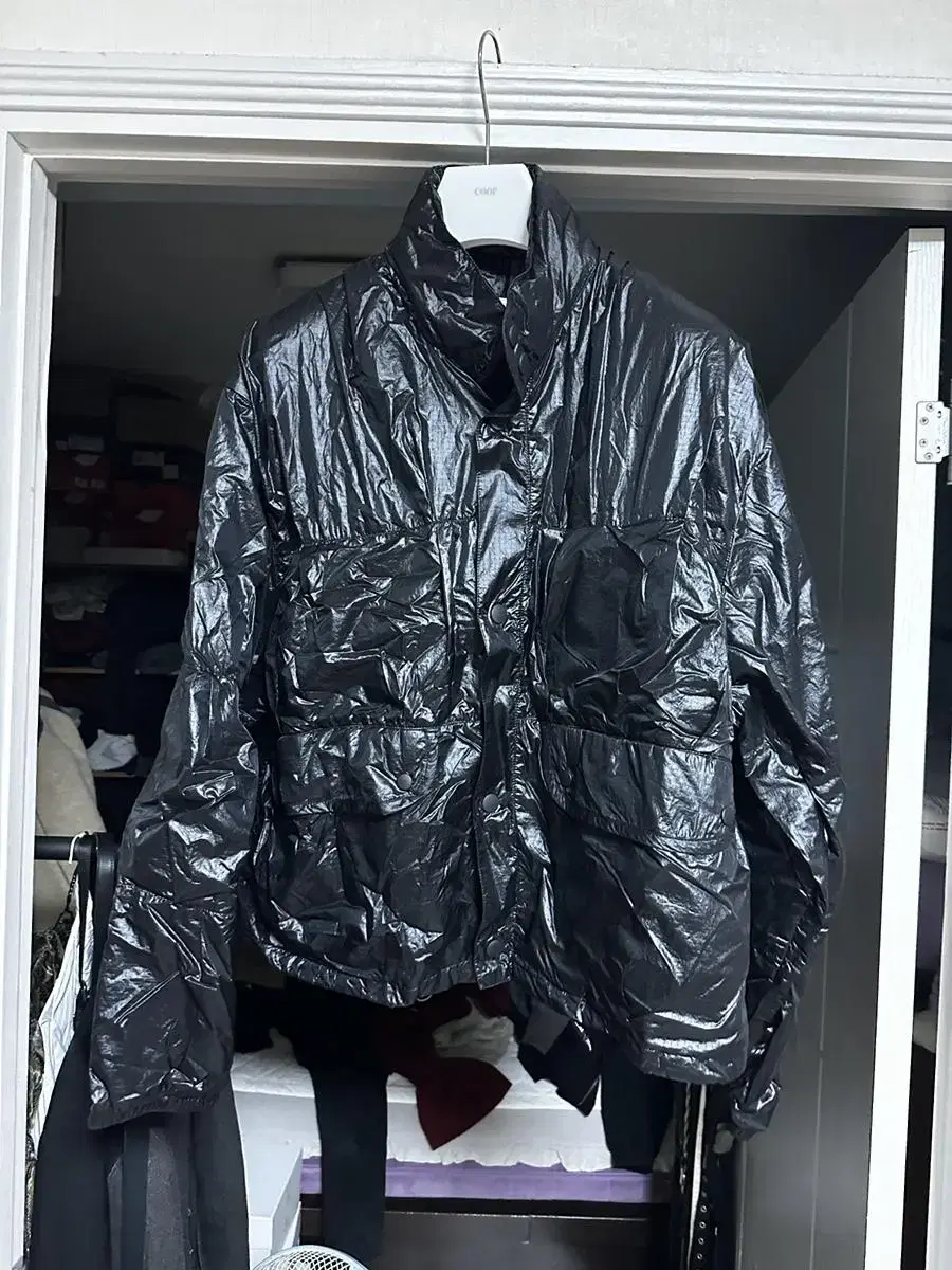 [50] Auregasi Exhale Puffer Jacket