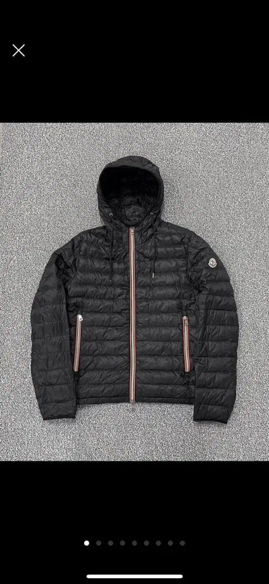 Quick sale Rare Moncler men's lightweight padded jacket size 2