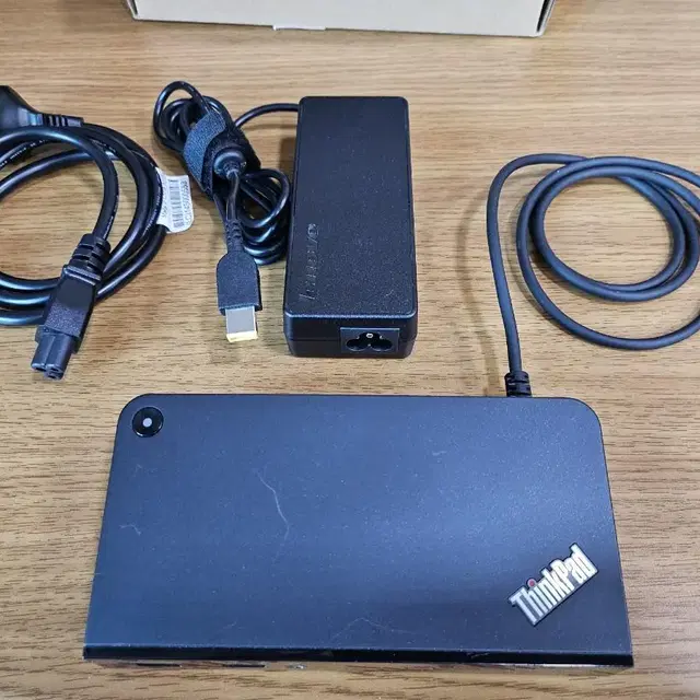 레노버 ThinkPad OneLink+ Dock (DU9047S1) 제품