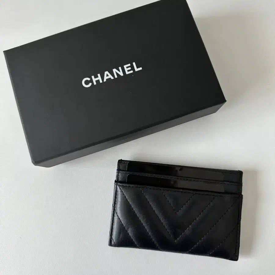 Chanel 샤넬 여성 램스킨 샤넬 카드지갑 카드홀더