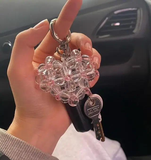 *Handmade* Crystal heart keyring