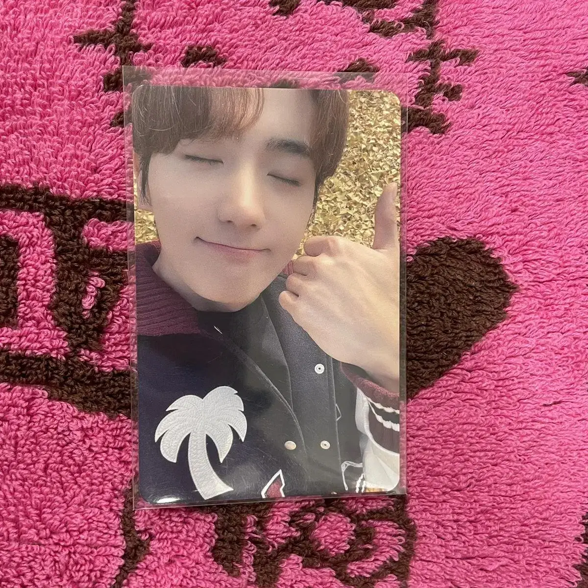 The Boyz hyunjae Derby Road Blanket Photocard