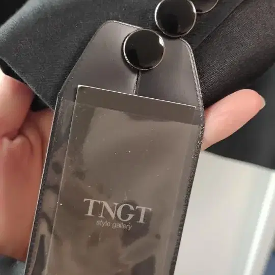 TNGT 블랙 정장 슈트