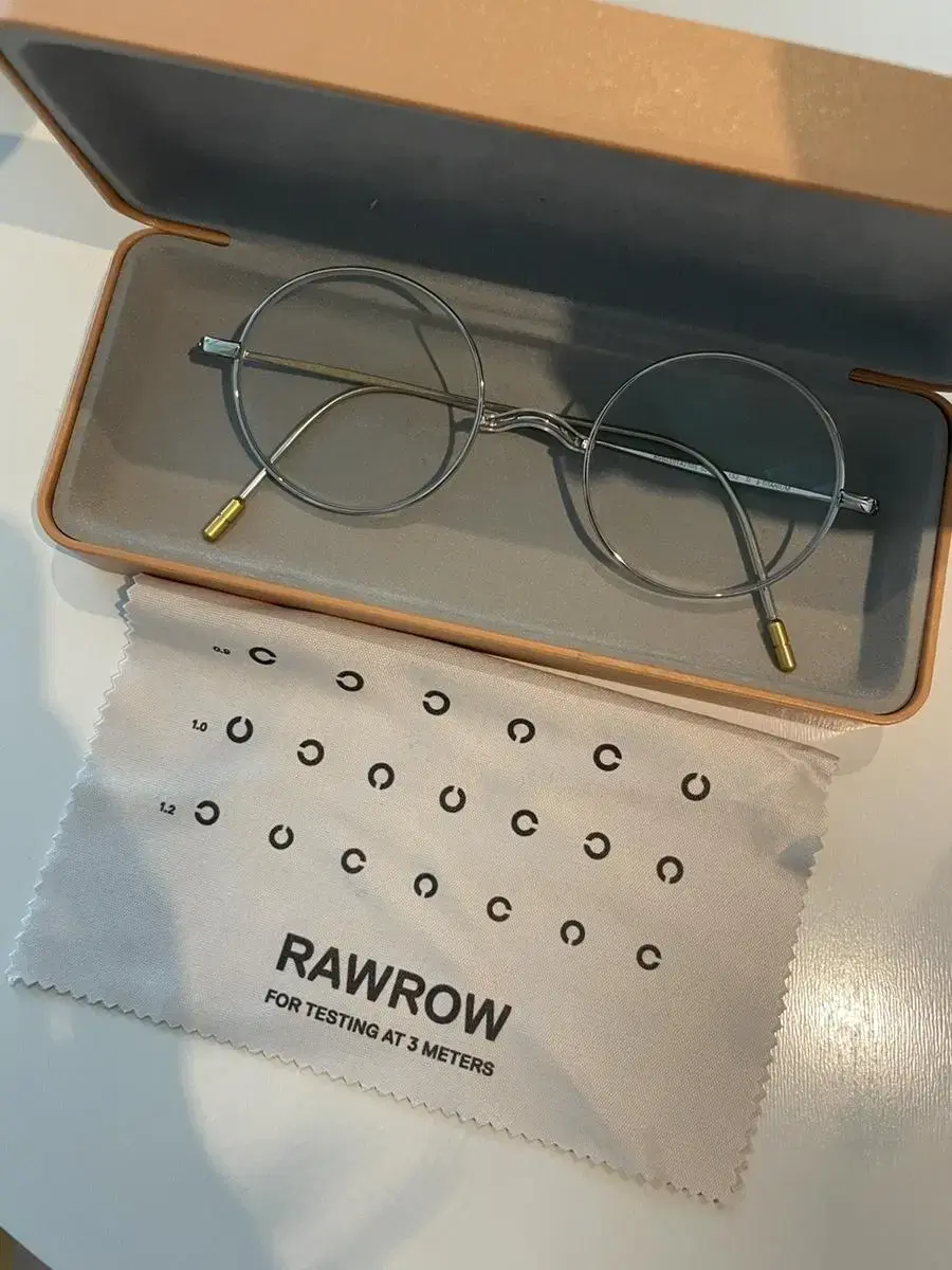 RAWROW 안경