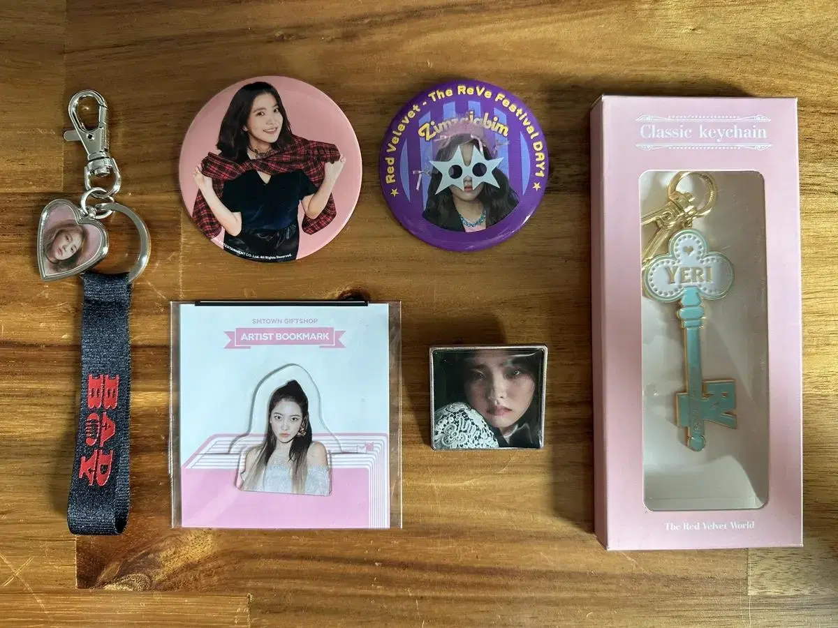 Red Velvet yeri Merchandise