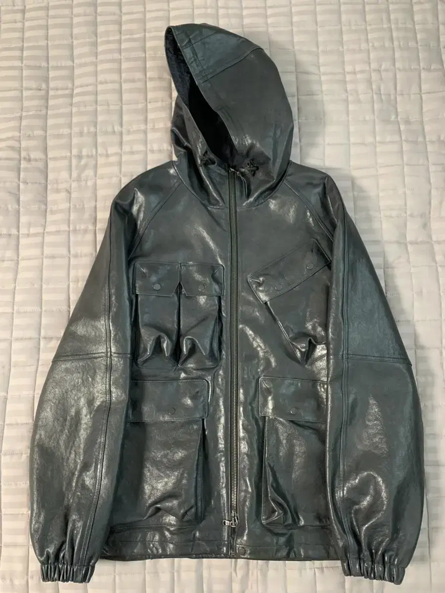 [L]Essence Room Leather Mountain Parka Navy New