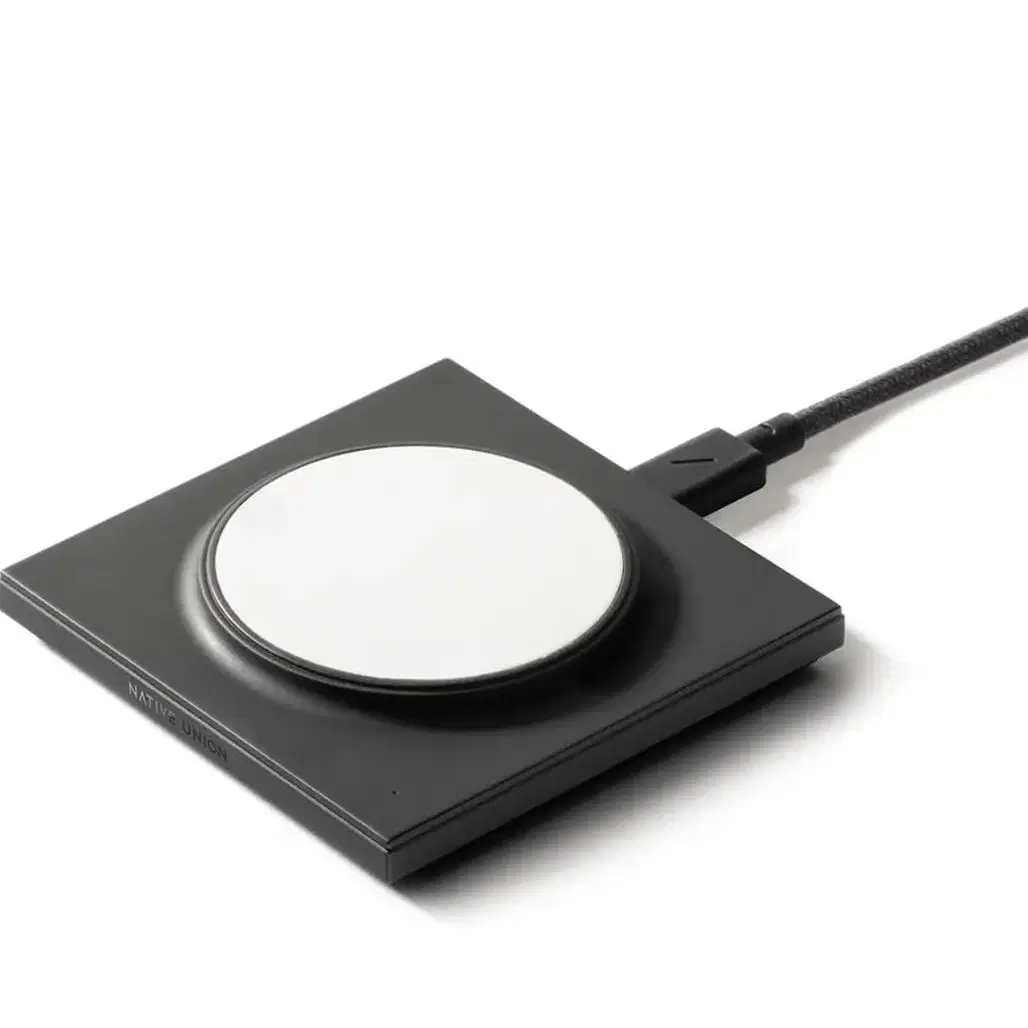 Native Union Magnetic Wireless Charger