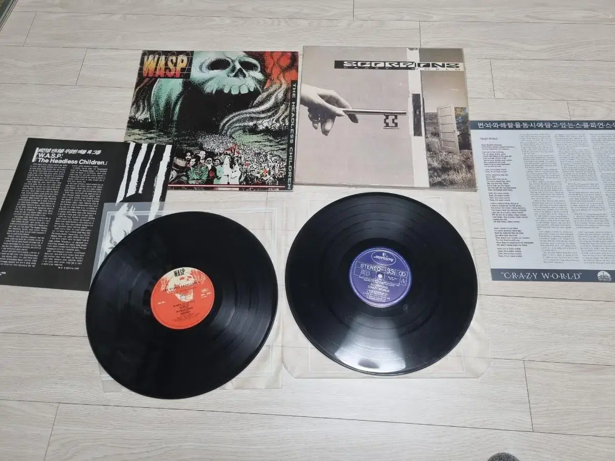 wasp, 스콜피온 lp