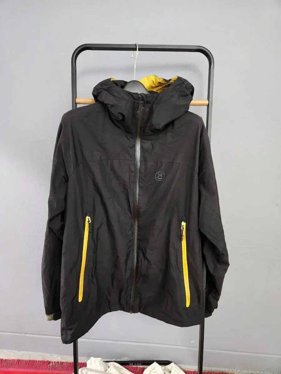 M ) COVERNAT windbreaker hooded jumper sells