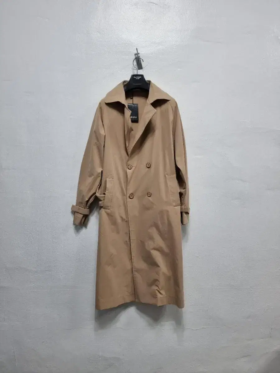 Women's coat size 90 in good condition W1-39