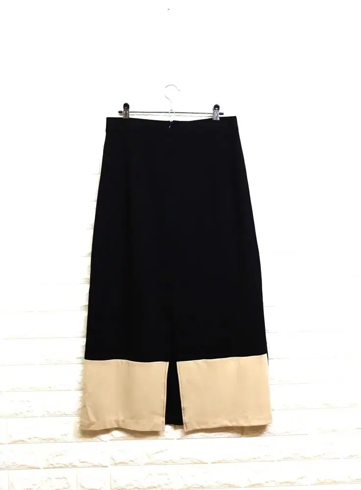 z266 Banding Back Hemmed Nine-Piece Skirt Women's 30-32 Key 163 / Should I go?