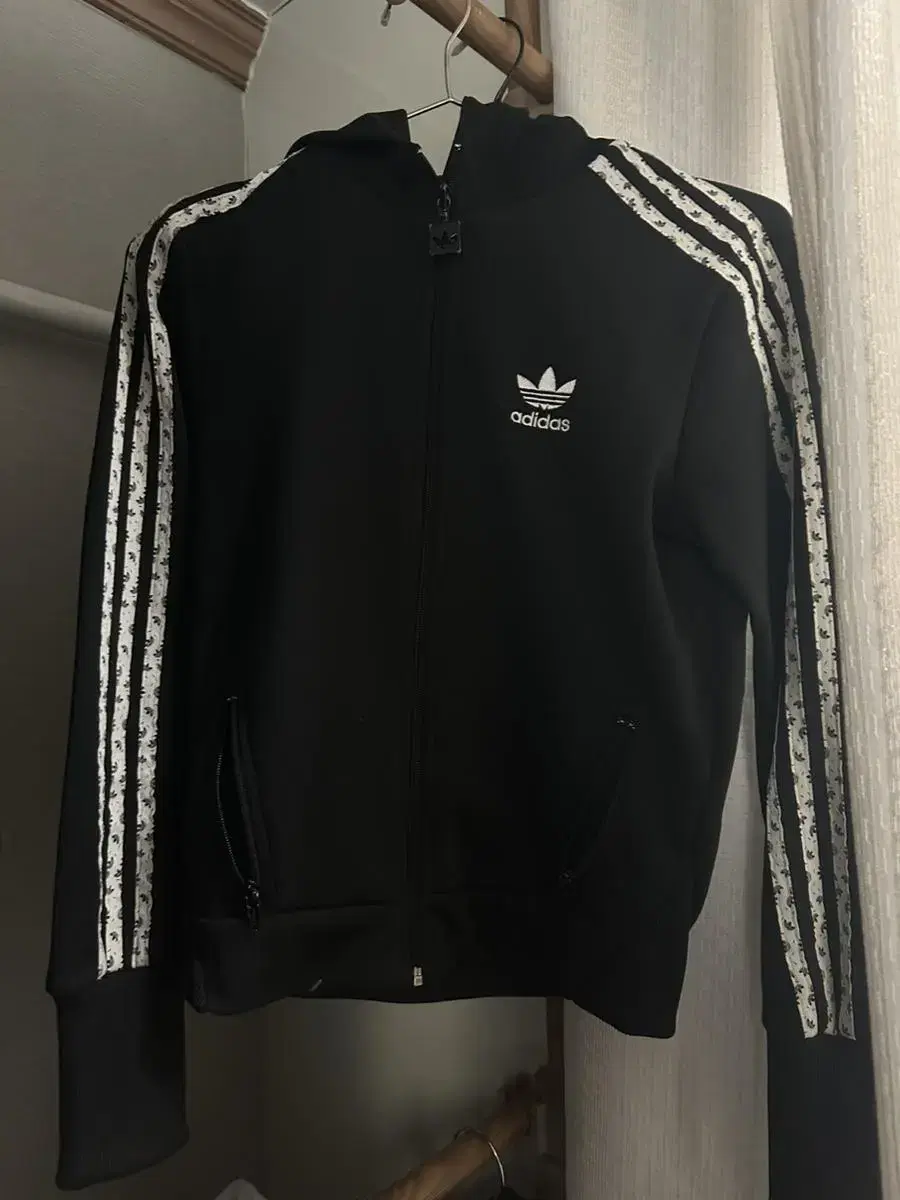 Adidas Vintage Hooded Zip-Up Vintage Captain Pinterest