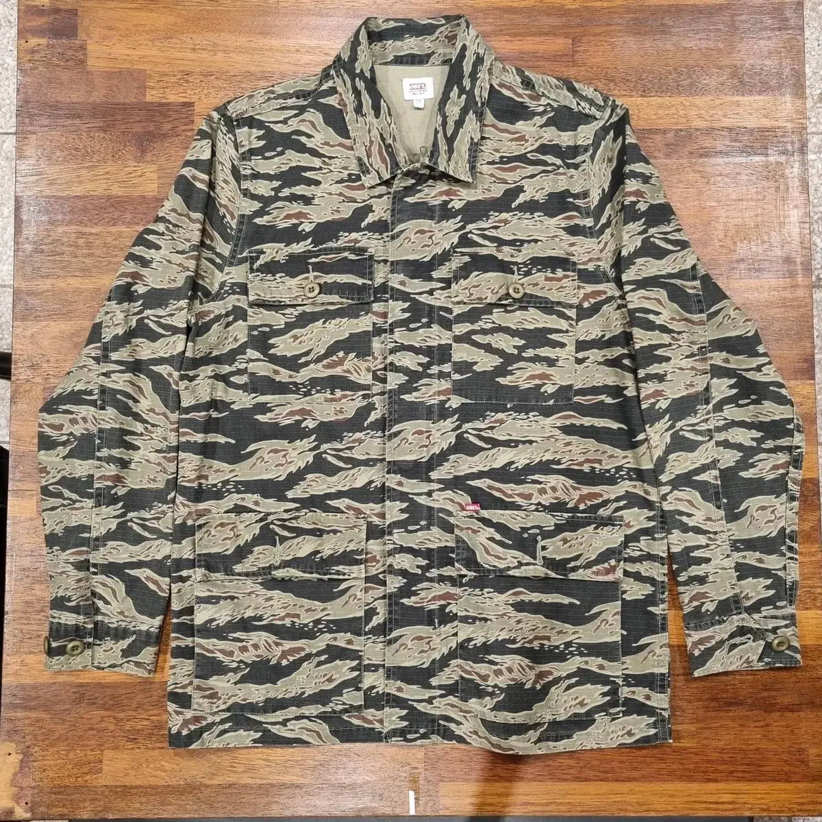 Obey Kaiser Camo Shirt M