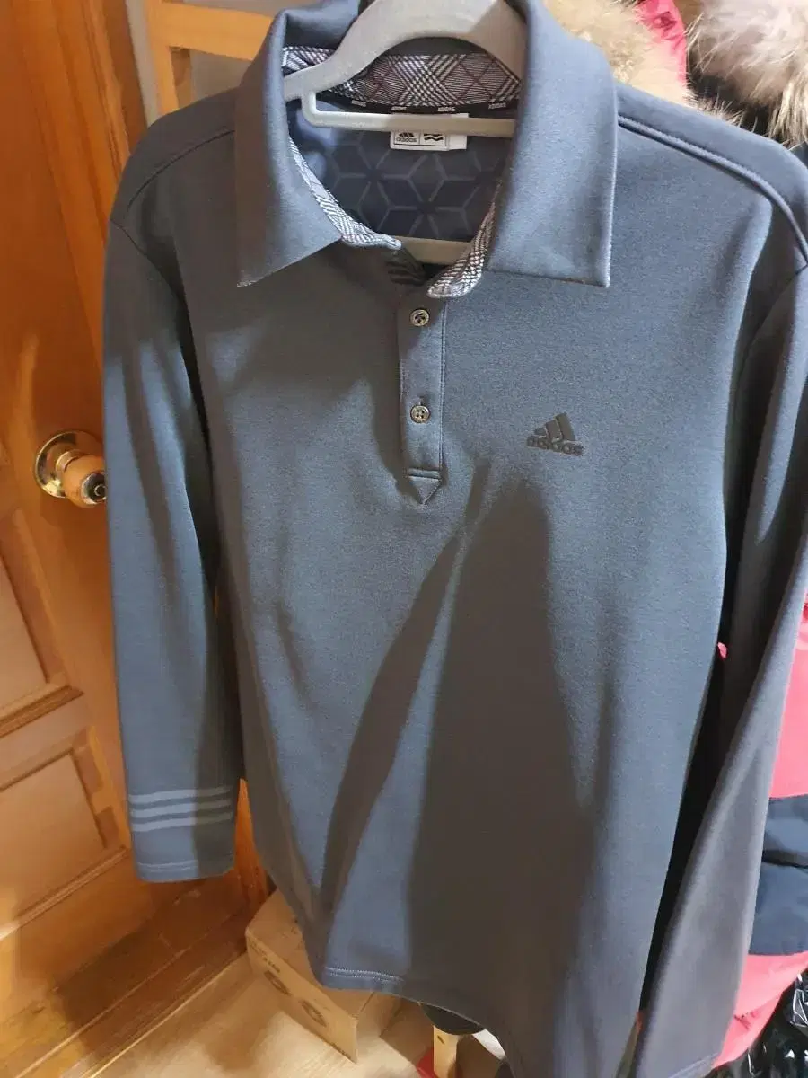 Adidas Golf Tee M 95 in good condition and clean