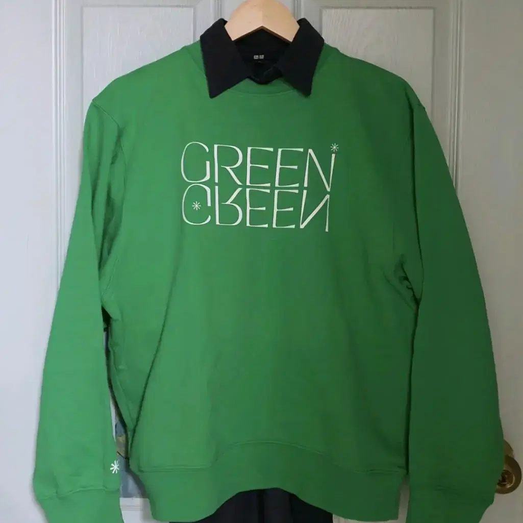 올리베 그린 맨투맨 Green, Green Sweatshirt