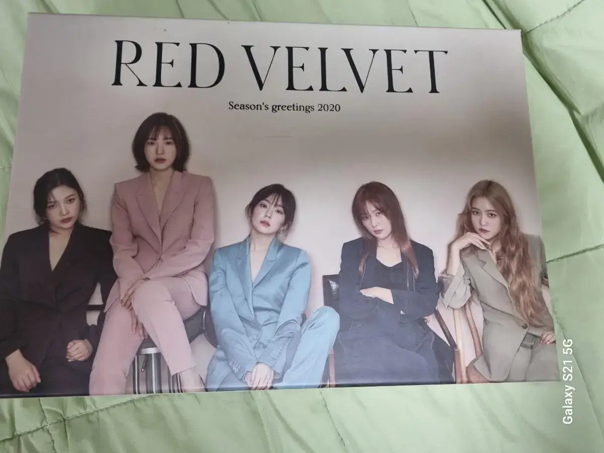 Red Velvet 2020 Season's Greetings