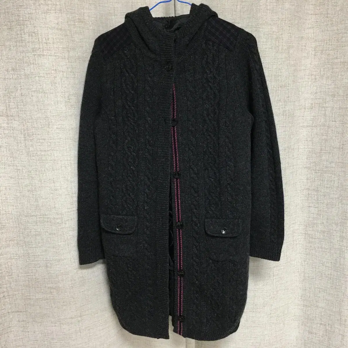 Hedges Double Cable Cardigan 90